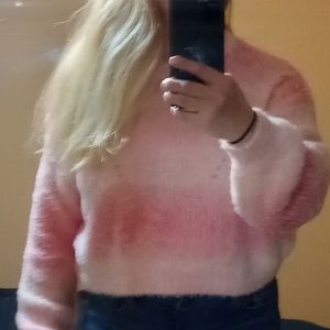 Crop fuzzy loose sweater
